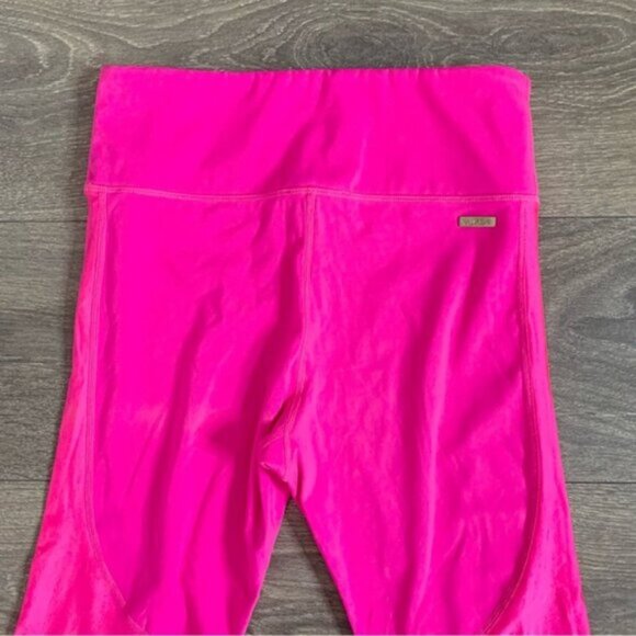 ALALA Crop Vamp Tight Leggings Hot Pink High Rise 7/8 Length Size Small - Picture 8 of 14
